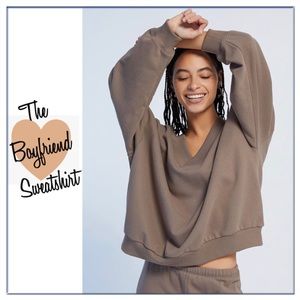 NWT Perfect Boyfriend Sweatshirt